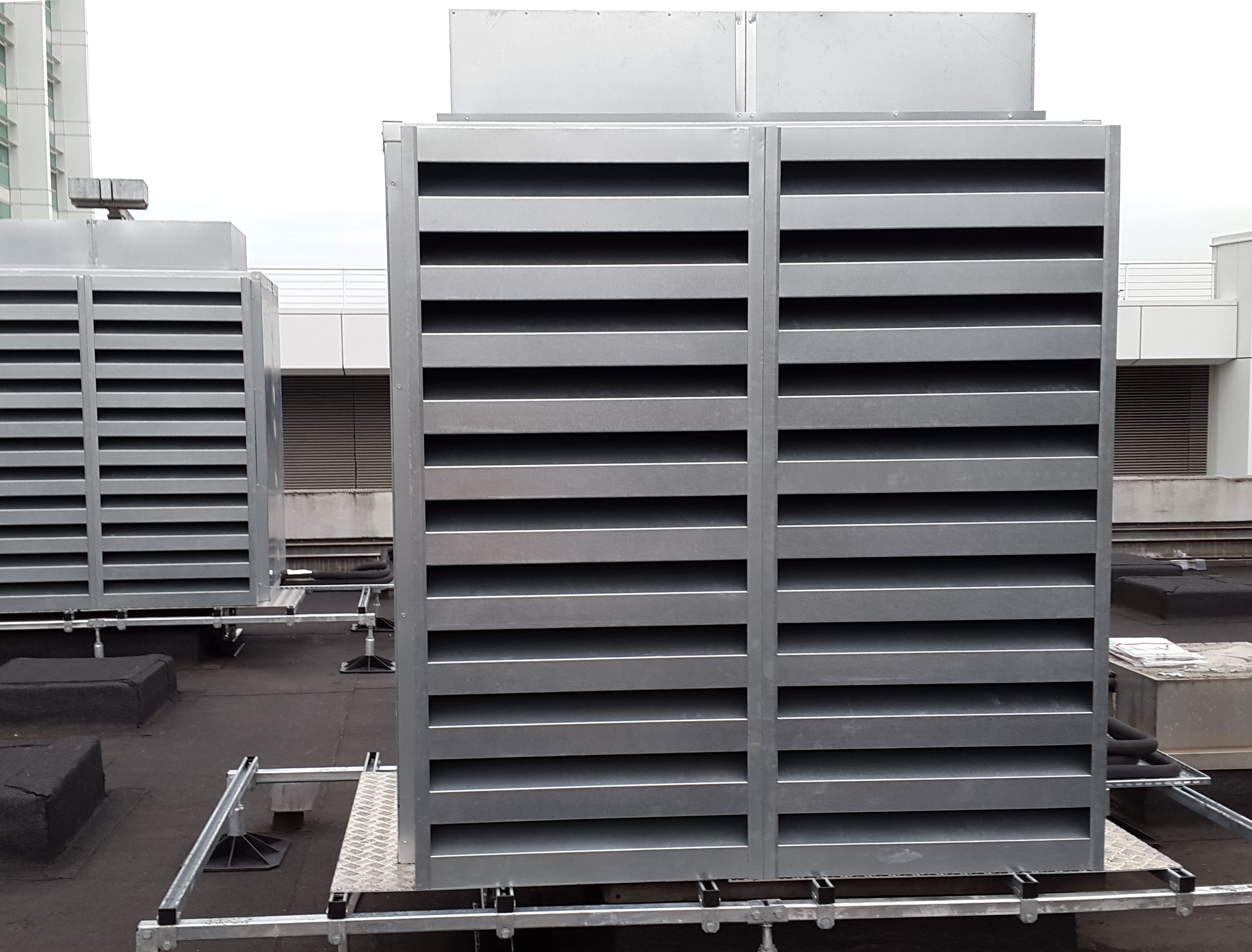 Free-standing enclosure fitted to Daikin unit